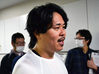 戦い終わって写真