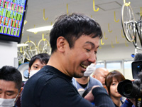 戦い終わって写真