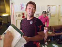 戦い終わって写真