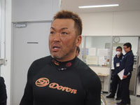 戦い終わって写真