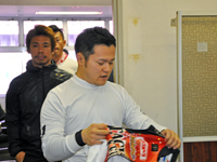 戦い終わって写真
