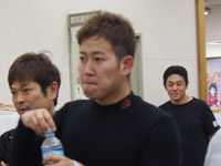 戦い終わって写真