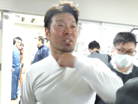 戦い終わって写真