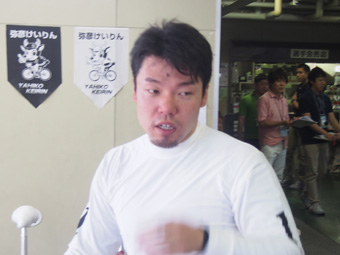 戦い終わって写真