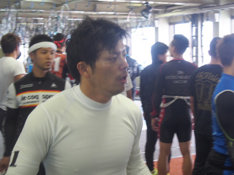 戦い終わって写真