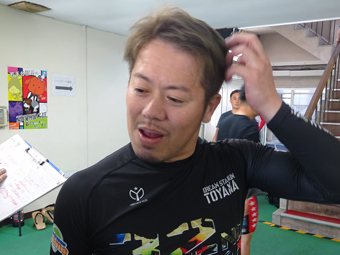 戦い終わって写真