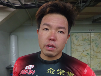 戦い終わって写真