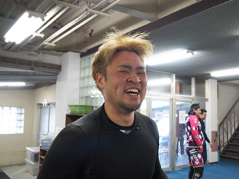 戦い終わって写真