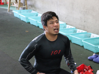戦い終わって写真