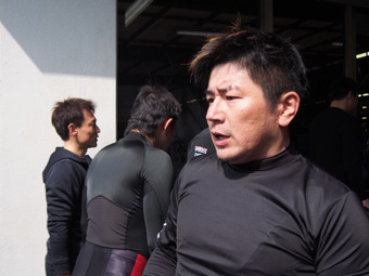 戦い終わって写真