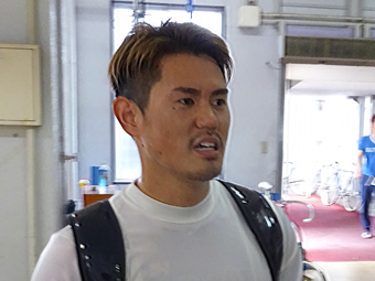 戦い終わって写真
